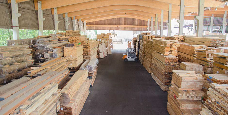 Lagerführender Händler